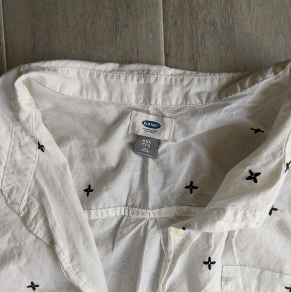 Old Navy Button Down Shirt - Picture 2 of 2